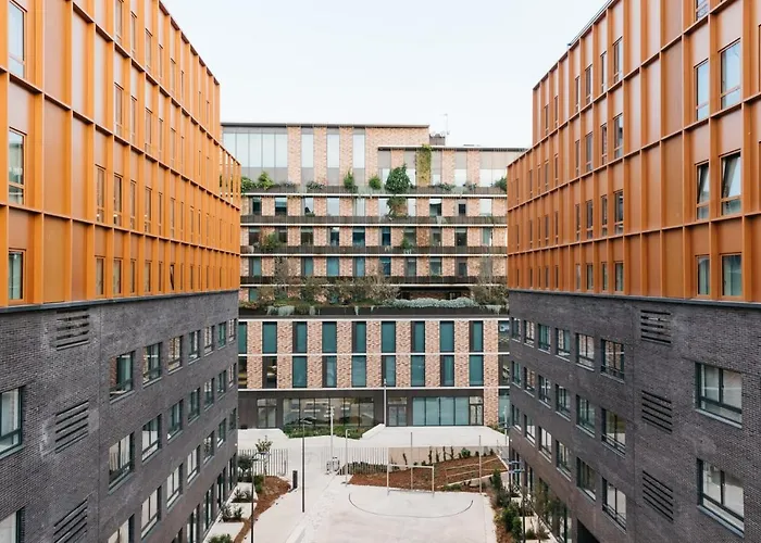 aparto Barcelona Pallars - ONLY FOR STUDENTS IN BARCELONA